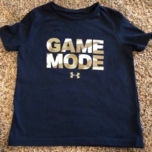 Boys Under Armour tee shirt